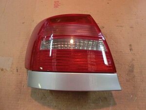  Audi A4 quattro 8DAPSF left tail light tail lamp assistant side original 15427.t