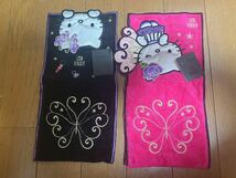 アナスイとハローキティの45周年コラボ 商品 ポケットハンカチ 2枚　ANNA SUI_画像3