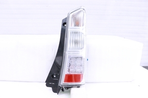 20-803★美品★後期 LED JF1 N-BOX★右テールライト ICHIKOH D105 打刻:T ASSY 純正★ホンダ (DM)