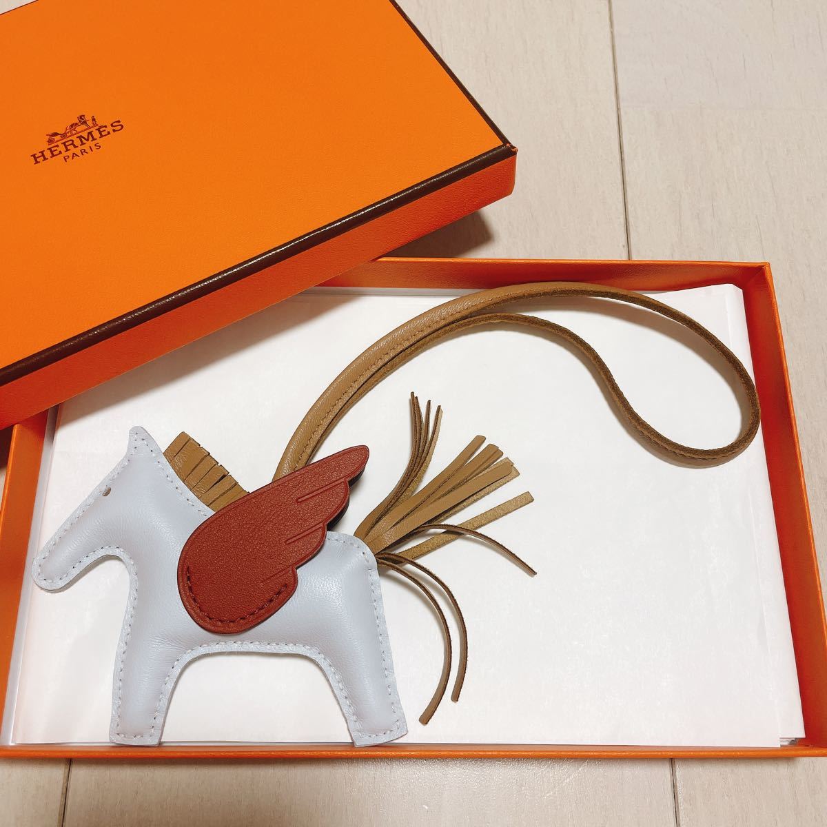 PayPayフリマ|エルメス HERMES ロデオpm ブルーザンジバル ソーブルー ...