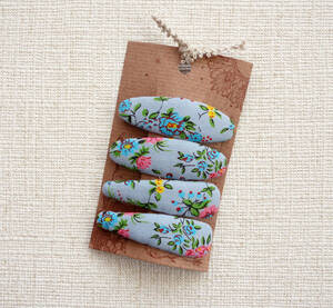 * hand made Liberty print use small floral print 5. patch n pin froli van da light blue *