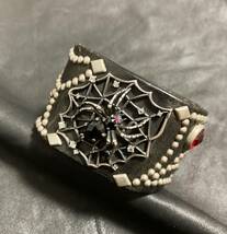 [TRYGOD] Studs Spider Leather bracelet スパイダーネット スタッズバングル ブレスレット ブラック トライゴッド_画像1