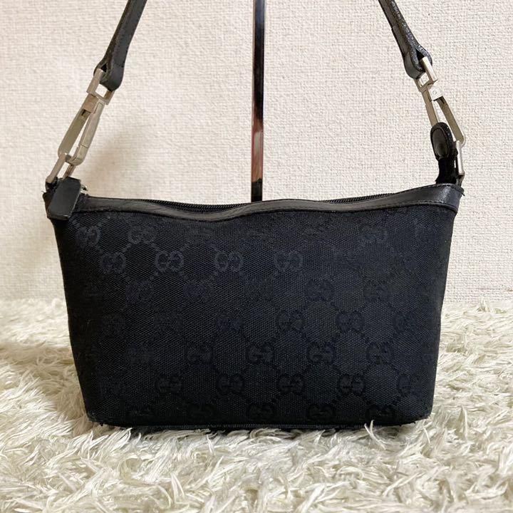 ヤフオク! -「グッチアクセサリーポーチ」の落札相場・落札価格