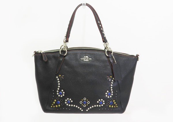 COACH スタッズ バッグの値段と価格推移は?|137件の売買情報を集計 ...