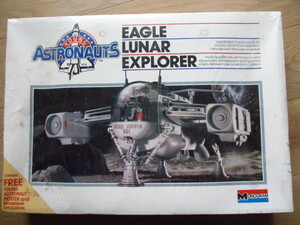 Monogram 1/48または1/144　Eagle Lunar　Explorer（スケールの理屈が？）:メーカーシュリンク未開封、発送はゆうパックです
