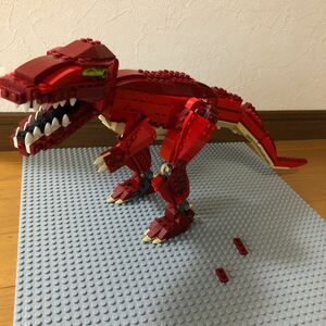 LEGO 恐竜デザイナー　4507 ティラノサウルスのみ