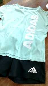 adidas☆半袖Tシャツ＆ショートパンツ　140 エメグリ×ブラック♪ta22