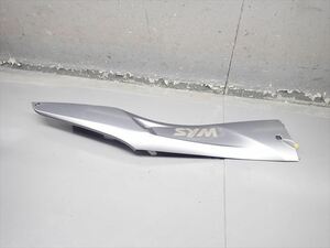 βCS08-1 SYM RV125I RFGLF12W7CS FI車 純正 サイドモール カウル 右 割れ無し！