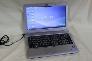 中古ノートパソコン SONY VAIO VPCS129FJ Windows10 COREi3 4GB 500GB 13.3inchワイド Bluetooth・カメラ内蔵 OS有 代引き可