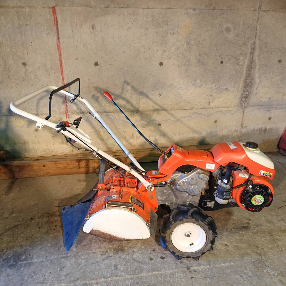 クボタ 管理機 TS130 農用トラクター 歩行型 買い大人気 www