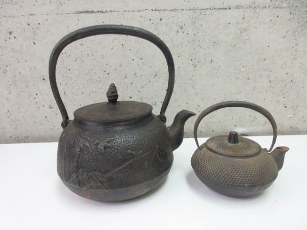 ヤフオク! -「鉄瓶 南部 三厳堂」(金属工芸) (工芸品)の落札相場・落札価格 正規品保障 『南部盛岡』『三厳堂』刻印の鉄瓶 鉄瓶 南部鉄器 金属工芸