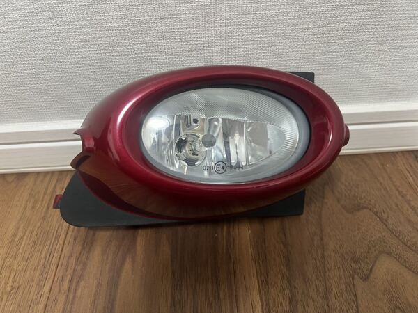 極上品 ストリーム RN1 RN2 RN3 右フォグライト ランプ