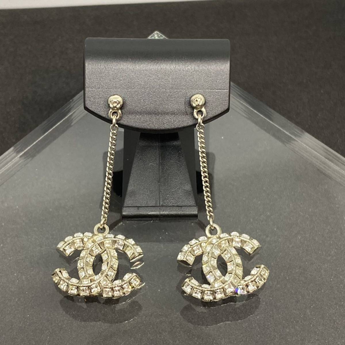 ヤフオク! -「シャネルピアス」の落札相場・落札価格