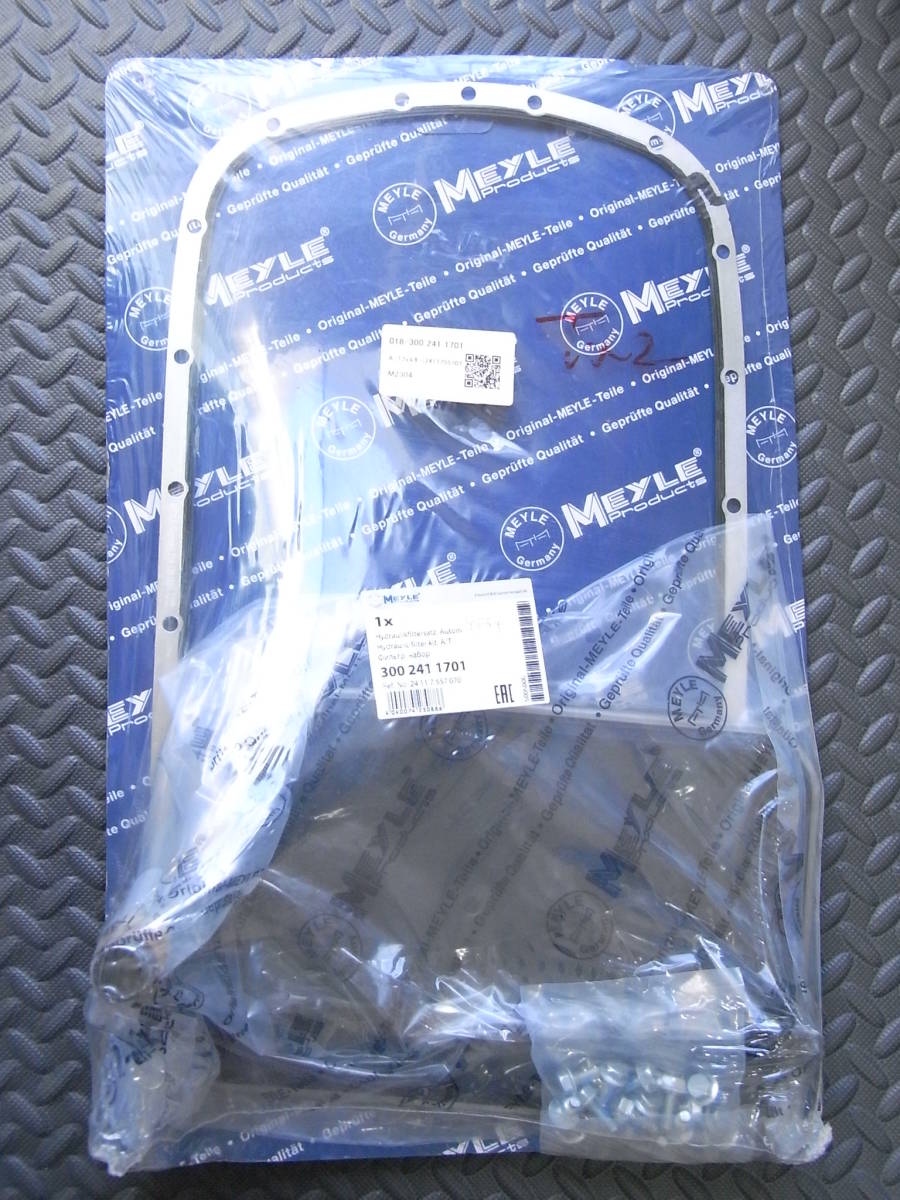 未開封、未使用 送料無料 MEYLE A/Tフィルター 24117557070 M2304 (300 241 1701) 詳細不明 BMW用のようです。