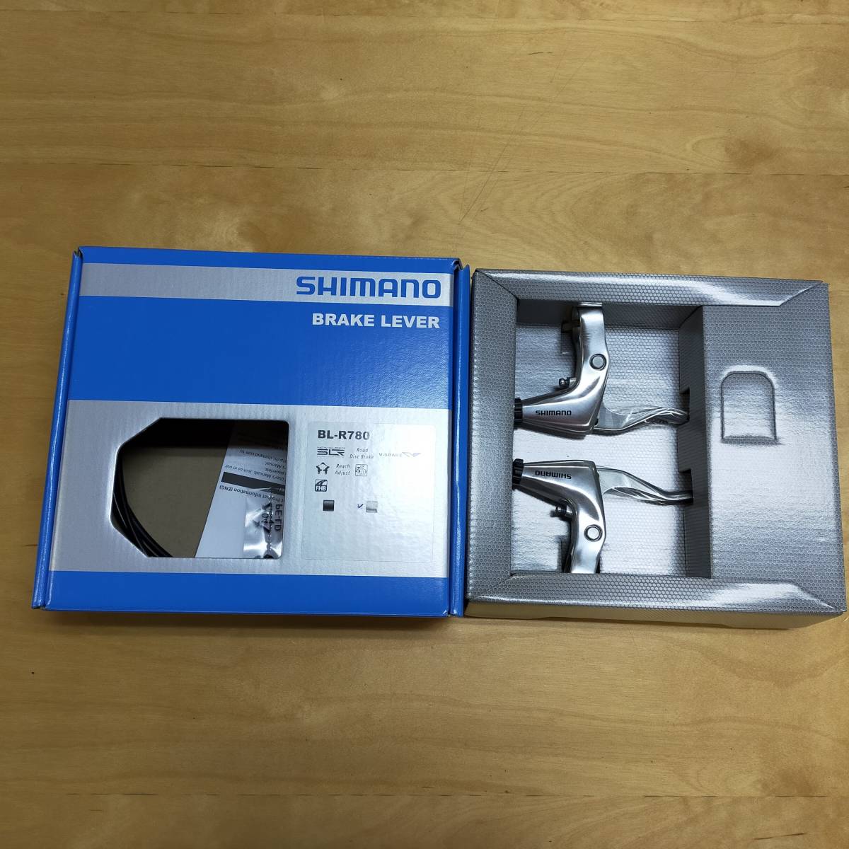 BL-R780 シルバー フラットバーロード シマノ shimano