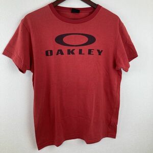 大きいサイズ OAKLEY オークリー トップス Tシャツ スポーツ Lサイズ メンズ ウェア ロゴ 刺繍 赤色 レッド 半袖 カジュアル レディース