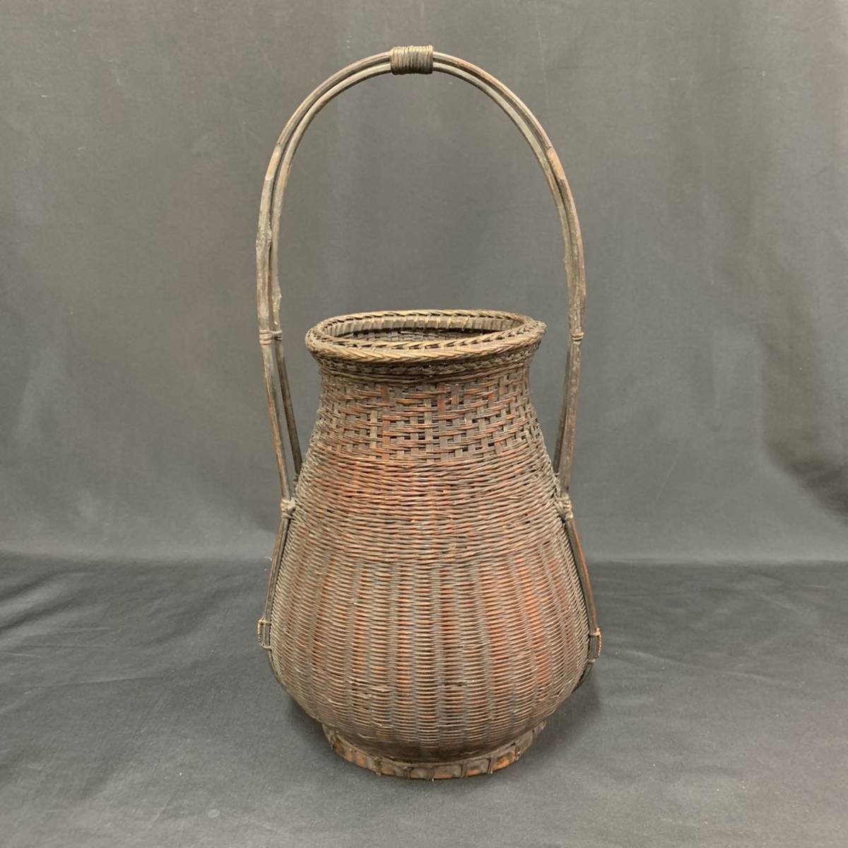 時代物】竹編細工竹細工 網代造 竹籠花入 茶道具 茶器 オブジェ ...