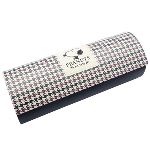 ** glasses case Snoopy chidoli glasses case magnet type semi hard Cross attaching **