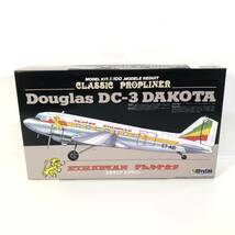未組立品！★エチオピア エアライン Douglas DC-3 DAKOTA★ フィギュア 模型 飛行機 航空機 旅客機 CLASSIC PROPLINER NJ2513_画像1