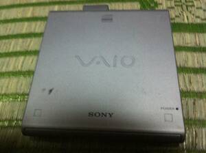 ソニー VAIO 外付け CD-RWドライブ PCGA-CDRW52 ジャンク品