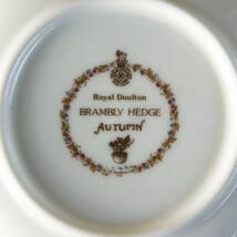 4541h【未使用箱入☆Royal Doulton, ロイヤルドルトン Brambly Hedge Autumn Gift Plate 12cm 皿 プレート】アンティーク ヴィンテージ_画像4