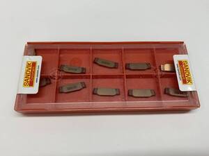 サンドビック(SANDVIK) チップ N123F2-0300-RO 1125。 1箱(10個入り)【未開封品】 (20228182)