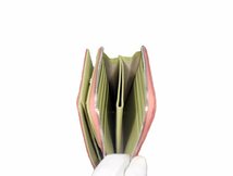 格安～ クロコダイル コンパクト 折財布 ピンク 実物画像 新品 美品 愛らしいデザインと収納抜群の折財布_画像8