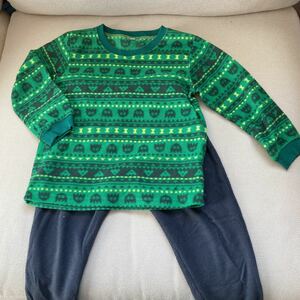 * early thing wins! Kids size 110 fleece pyjamas long sleeve . volume room wear fleece 