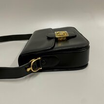 1円 美品 希少品 CELINE セリーヌ ヴィンテージ 馬車金具 ロゴ 金具 カーフレザー 本革 ミニ ショルダーバッグ ブラック 31103_画像4