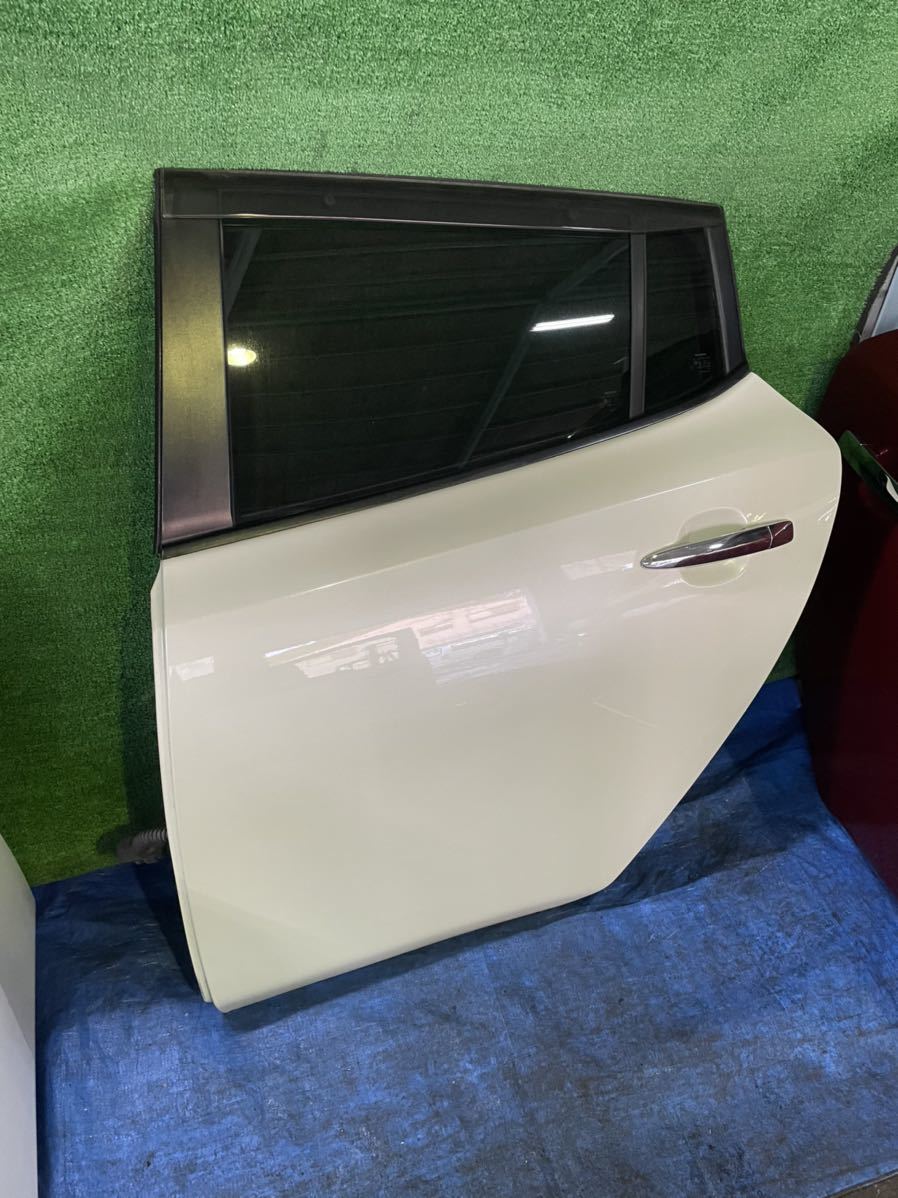 ヤフオク! -日産 リーフ リア ドア 左の中古品・新品・未使用品一覧