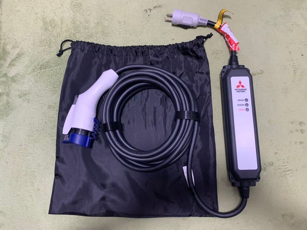 ヤフオク! -「アウトランダーphev充電ケーブル」の落札相場・落札価格