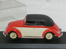 ポルトガル製VITESSE ビテス 1/43 フォルクスワーゲン カブリオレ 室内閉 赤/白系 未使用 VOLKSWAGEN Cabriolet VW_画像4