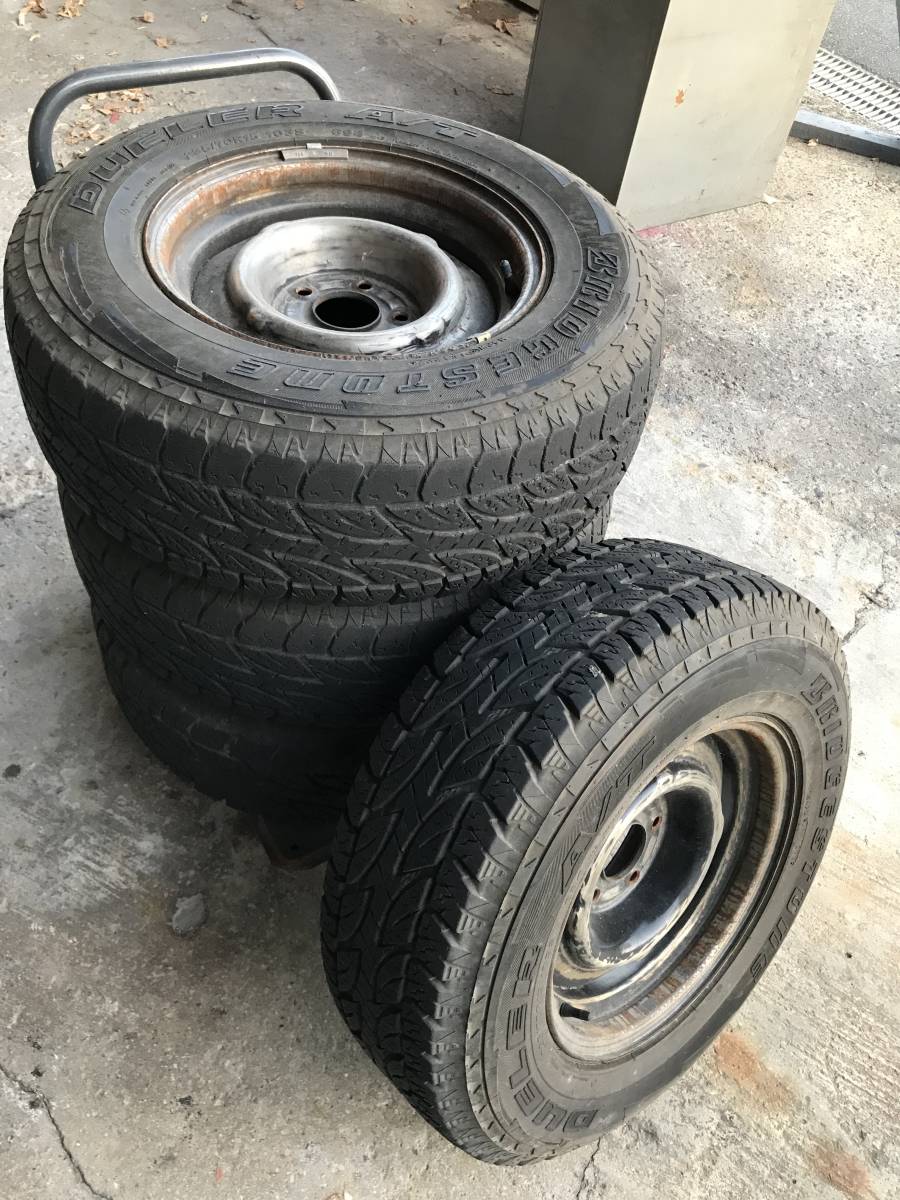 シボレー純正スチールホイール + ブリジストンDUELER A/T 235/70R15 4本セット。
