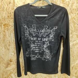 YA1393【2003】Place Plan レディース 長袖Tシャツ Mサイズ ドクロ 骸骨 ロンT 黒系 ブラック トップス 古着 レディース 【220102000105】