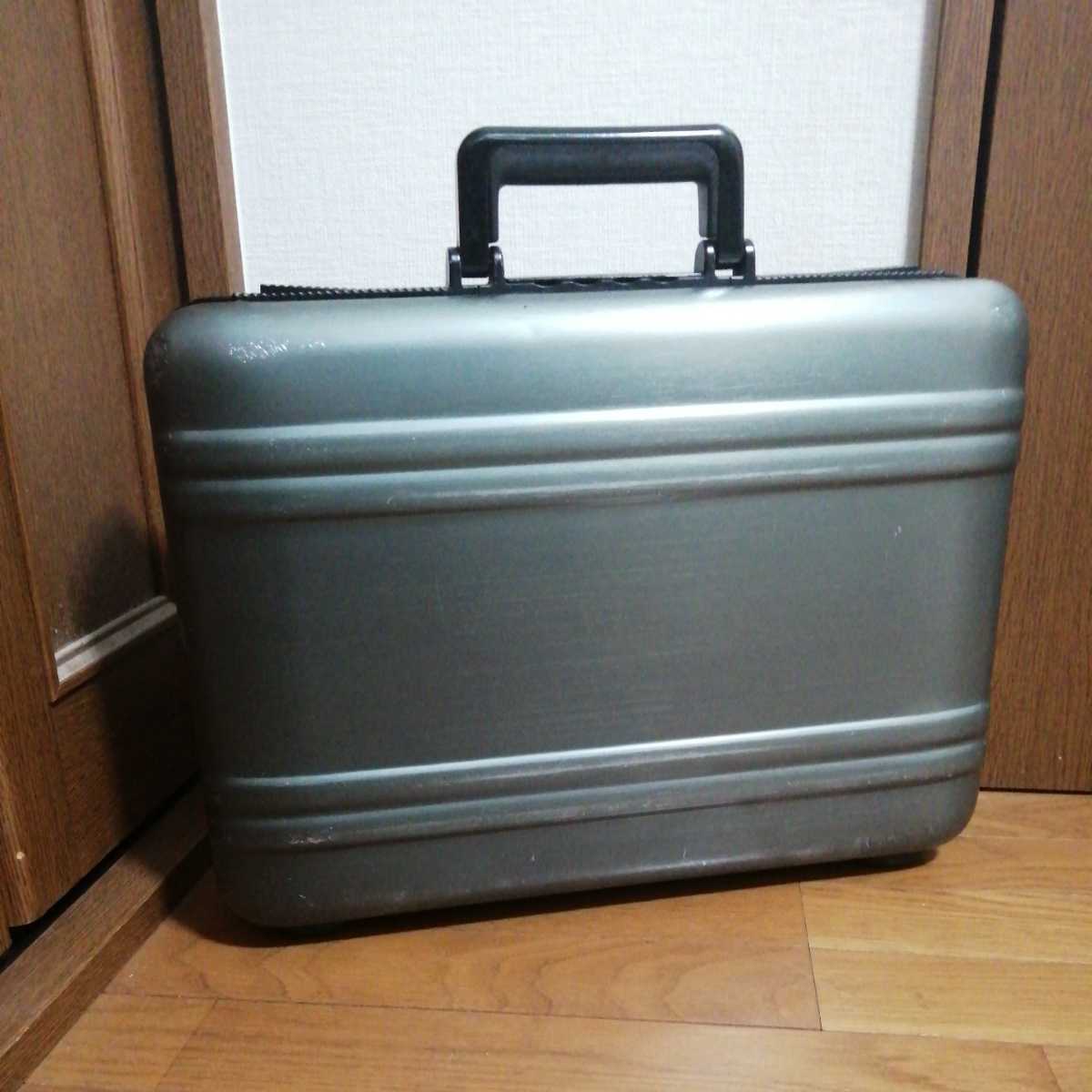 未使用 ゼロハリバートン 保管品 アイスブルー ポリッシュ ...