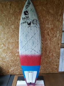 Справочный борт по правым серфингу Surfboard 6'3x20.5x2,9 Активный углерод, без правого борта, Deck Mark - это наклейка