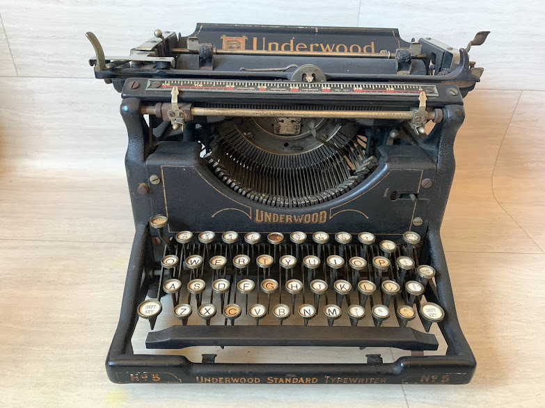 タイプライター UNDERWOODの値段と価格推移は?|33件の売買情報を集計 ...