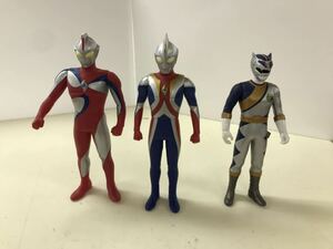  Ultraman Cosmos gao Ranger серебряный очень большой фигурка 3 body комплект ... kun телевизор журнал sofvi высота примерно 30cm [ бесплатная доставка ]