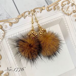 ハンドメイド*チェコ ランプビーズ ミンクファー アンティーク調 ブラウン ピアス イヤリング 金具変更追加料金なし No.1776