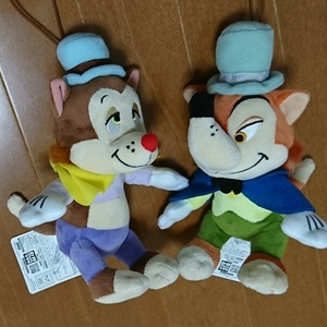 a Disney .... soft toy gite on fa Wolf . low soft toy fe low Pinocchio one -stroke John 