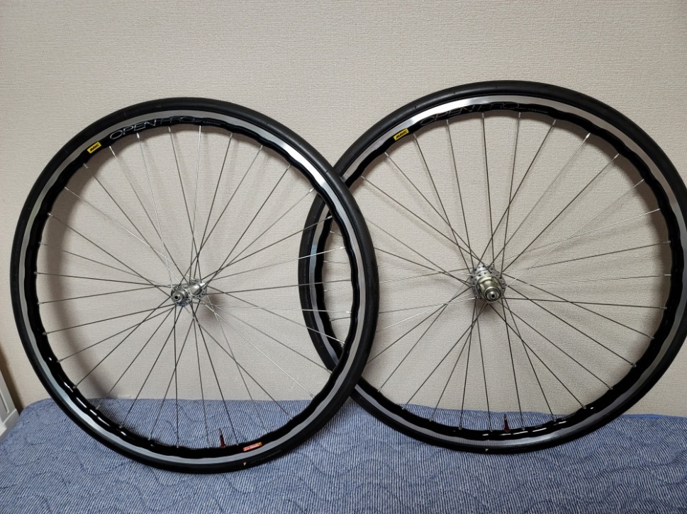アルテグラ ❰ 32H 前輪 ❱ Campagnolo REC.& ARC-EN-CIEL っていけれ