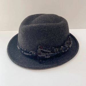 YAOKICHI 中折れ　帽子 ハット　スパンコールリボン 羊毛　57.5cm レディース