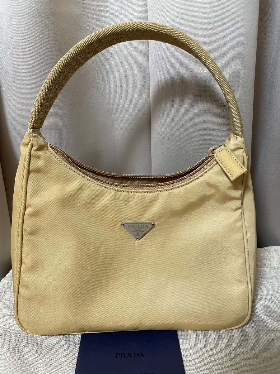 良品 プラダ サコッシュ ナイロン 軽量 ポーチ チェーン ミニバッグ