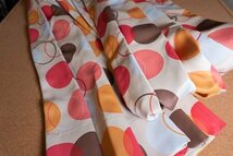 ★カーテン ピンク×イエロー ビタミンカラー ポップ 丸模様 遮光 布地 幅57cm×丈225cm_画像2