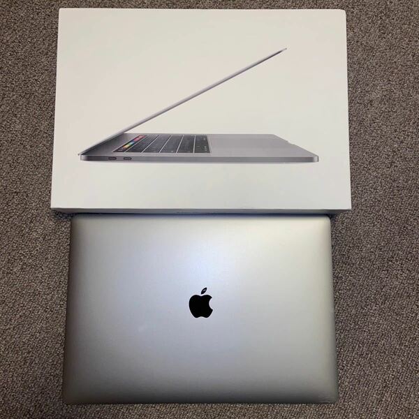 【極美品】MacBook Pro 2019 16gb i7 15インチ Apple Touch Bar