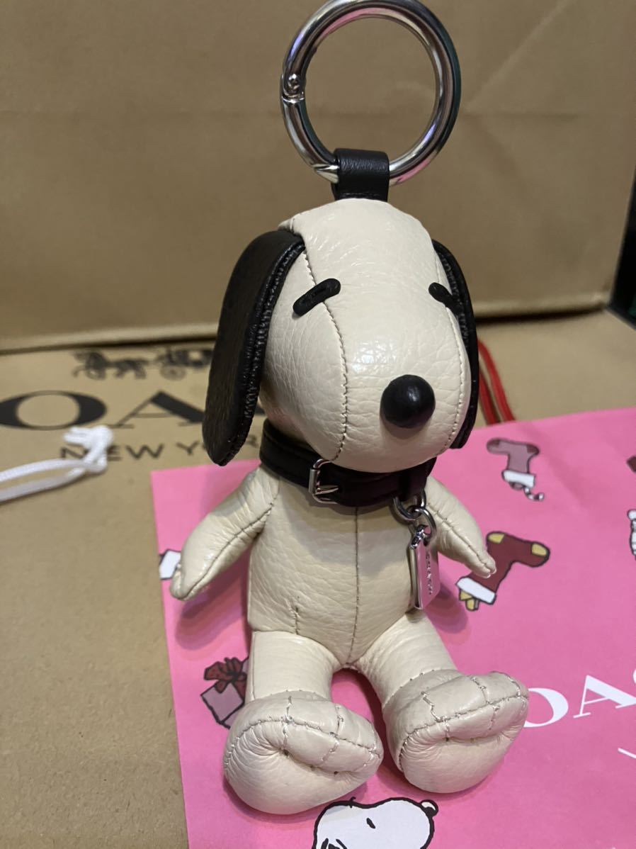 送料込専用紙袋付 新品 価35200 COACH X PEANUTS スヌーピー バッグ