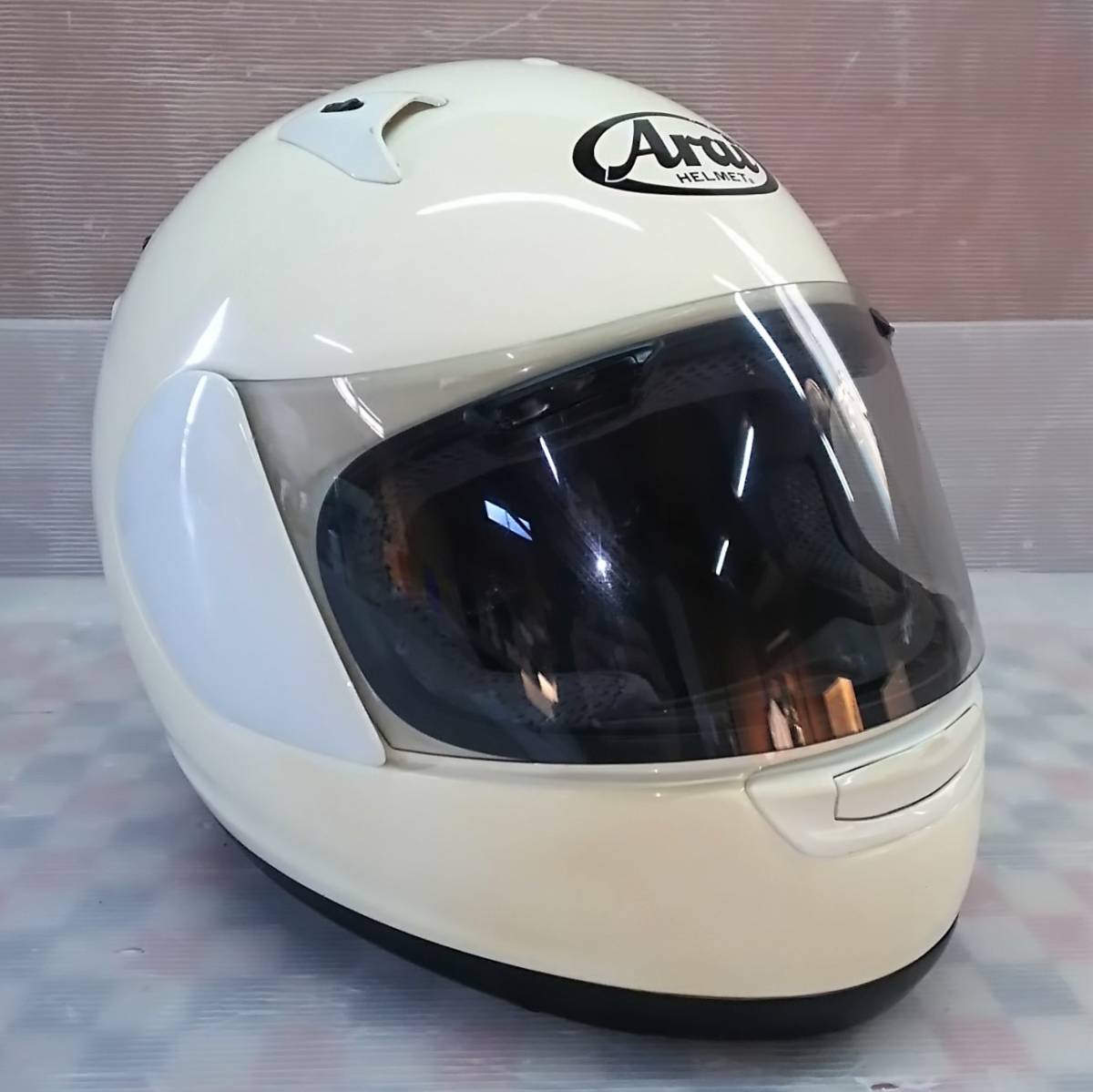 アライヘルメットの値段と価格推移は?|417件の売買情報を集計した ...