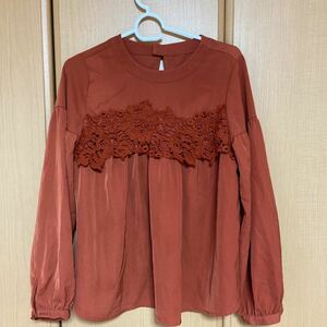 シャツ　ブラウス　オレンジ　エンジ カットソー ロンT 長袖Tシャツ