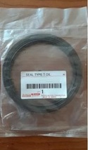 【新品】トヨタ純正　エンジンリヤオイル シール　Crank Shaft Rear Oil Seal スープラ　マークII チェイサー クレスタ クラウン アリスト_画像1