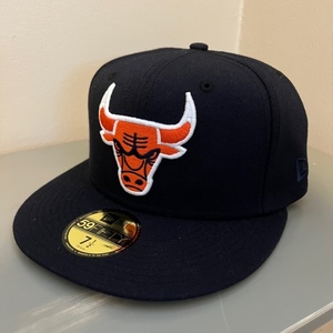 【送料無料！未使用品】日本未入荷　ニューエラ　New Era　シカゴ　ブルズ　Chicago Bulls　59FIFTY 7 1/2 キャップ　帽子　トロフィー NBA